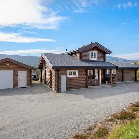 Amazing In Lesjaskog With Wifi